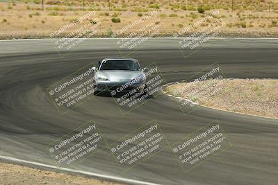 media/Jun-01-2025-CalClub SCCA (Sun) [[eae223c5dd]]/Group 1/Track Event 4/